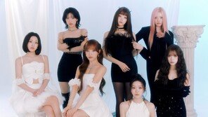 빌리, 특별한 시즌 그리팅…“진짜 빛은 스스로 내는 것”