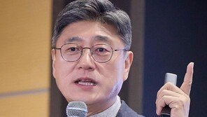 정재헌 SKT CEO “고객이 본질… 전사적 혁신”