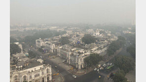 “학교 오지 마세요”…인도 델리, 대면 수업 중단한 이유