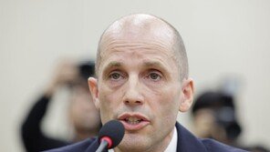 로저스 쿠팡 대표 “국민께 심려 끼쳐 사과…사태 해결에 집중”