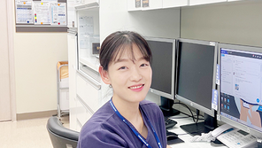 지하철 승강장서 60대男, 앞으로 ‘쿵’…간호사가 살렸다