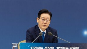 李대통령 “국가가 선도적 악질 사업자 돼…효율 만능주의에 빠져서 그런 것”