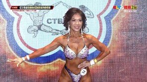 “이 얼굴이 72세?”…보디빌딩 대회서 근육 뽐낸 할머니