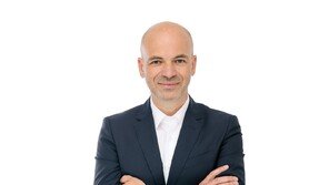 포르쉐 DNA 이식… 현대차그룹, 카이엔 개발 ‘만프레드 하러’ R&D 수장에