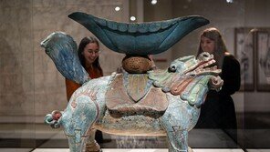 ‘더피 닮은 법고대’ 입소문…이건희 컬렉션 美관람객, 한달만에 1.5만명 돌파