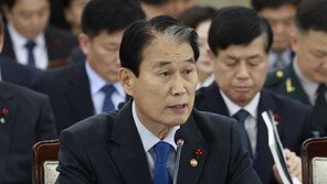 권오을 “박진경 대령 유공자 지정 송구…결자해지 하겠다”