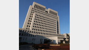 대법 “내란재판부 무작위 배당, 위헌소지 피하고 신속 재판”