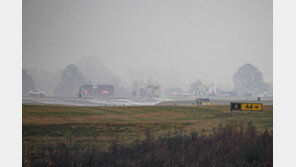 美공항서 상용항공기 추락…전직 카레이서 등 7명 전원 사망