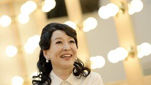 한국연극배우협회 “윤석화 위중하지만 별세 아냐…혼란·상처 드린 점 깊이 사과”