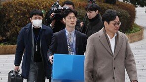 관봉권 특검, 한국은행 발권국에 수색영장 집행…“제조·지급 정보 확인”