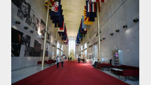 美케네디센터 ‘트럼프 케네디 센터’로 개명…민주당·케네디 가문 반발