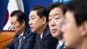 김병기 “尹 보면 술 많이 마시지 말아야 하는 이유 알아…국민 모욕”