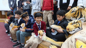 “어흥!” 어린이 상상력으로 되살아난 K-호랑이…국회서 만나다