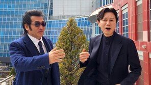 “영웅본색을 우린 왜 80번이나 봤을까?”…수없이 되감은 김보성-김민종 35년 의리[유재영의 전국깐부자랑]