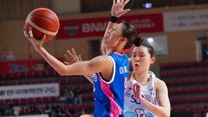 ‘이해란 32득점’ 삼성생명, 연장 끝 신한은행 꺾고 3연패 탈출