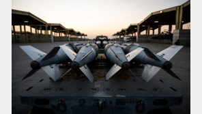 美, 시리아 IS 표적 70곳 보복 공습…최소 5명 사망