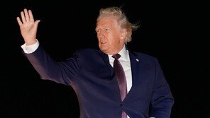 트럼프, 바이든 임명 동아시아·태평양 지역 대사 20여명 소환