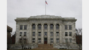 하버드 의대 기증 시신 무단 반출·판매…전 관리자 징역 8년