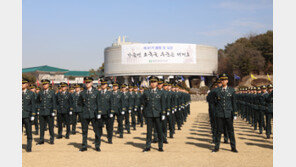 軍 사관생도 자퇴 급증…모집 경쟁률은 반토막 ‘이중고’