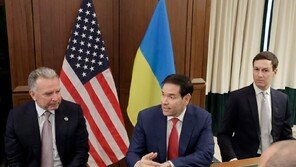 “트럼프, 어려운 외교문제 사위 재러드 쿠슈너에 점점 더 의존” --AP