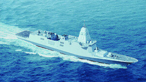한국형 차기구축함 사업 경쟁입찰로…HD현대重-한화오션 승부