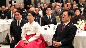 “수많은 어르신들이 민주주의 꽃 피웠다”