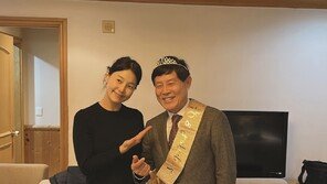 ‘검사♥’ 한지혜 아빠와 붕어빵 외모 자랑 “여전히 바쁘신…”