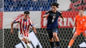 ‘日 축구 손흥민’ 미나미노, 전방십자인대 파열… 북중미 월드컵 출전 못할 듯