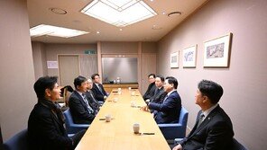 대통령실 수석·정계 인사, 이영훈 목사 예방…압수수색에 유감 표명