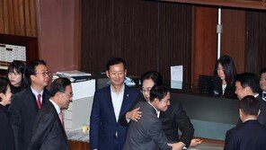 내란전담재판부 설치법 통과…장동혁 24시간 필리버스터에도 與 주도 강행