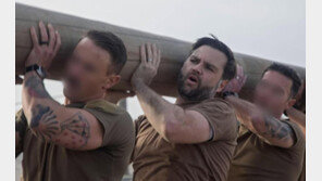 밴스 美부통령, 네이비실과 훈련