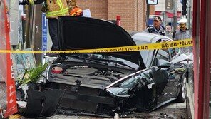 용인서 상가 돌진한 80대 운전자 “기억 안 난다”