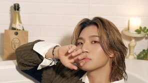 대성, 향기 브랜드 모델 발탁…욕조 안 치명 비주얼