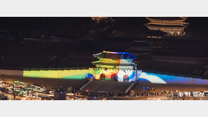 작가 추수, 전통과 현대음악 융합한 광화문 프로젝트 ‘자니?’로 새 감성 선사