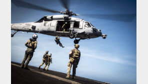 美특수부대 카리브해 급파… 마두로 압박 수위 높이는 트럼프