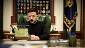 젤렌스키 “美와 회담서 평화위한 몇몇 주요 문제 합의…영토 문제 미해결”