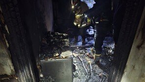 방이동 아파트 성탄 전날에 불, 70대 남편 사망-부인 중태