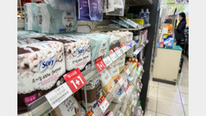 李 “생리대 비싸” 지적에… 공정위, 제조3사 조사