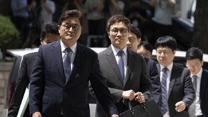 尹, 60분간 최후진술 모든 혐의 부인…특검  “사법 질서 파괴한 중대 범죄”