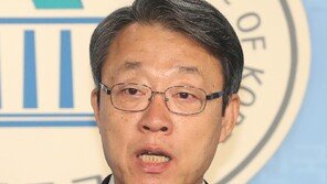 김성식 “李대통령과 일면식 없어…정치 일선 떠나 당적 없다”