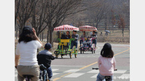 韓근로시간 10년새 20% 줄고, 가족·친구와 보내는 시간 2∼3배로