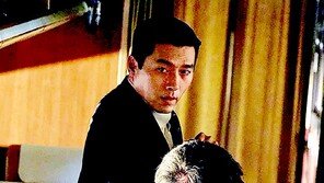 “멜로 장인은 잊어라”…현빈의 ‘야망 가득한 눈’에 인생연기 호평