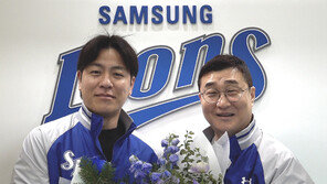 최초 4번째 FA계약 강민호… “형우 형과 함께 우승반지 끼겠다”