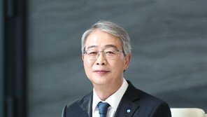 임종룡 우리금융 회장 연임 성공 “포용금융-AI 경영 가속화”