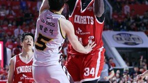 프로농구 SK, ‘워니 36점’ 앞세워 소노에 77-70 역전승…2연승