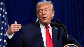 “파월은 무능”…트럼프, 파월에 또 소송 위협