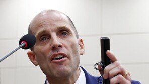 쿠팡 근로자 故장덕준 어머니 “용서할 수 없어”…로저스·박대준 “죄송하다”