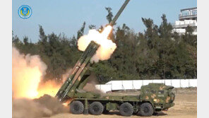 中, 대만 둘러싸고 실탄 사격 훈련…‘타이베이101’ 영상 띄우며 진격 위협