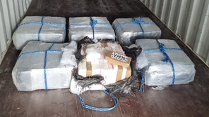 부산 ‘빈 컨테이너’ 신고했는데…열어보니 코카인 1000만명분