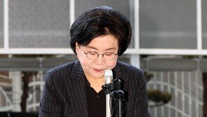 “내란은 불법” 사과한 이혜훈, 확장재정 질문엔 “별도 설명” 말 아껴